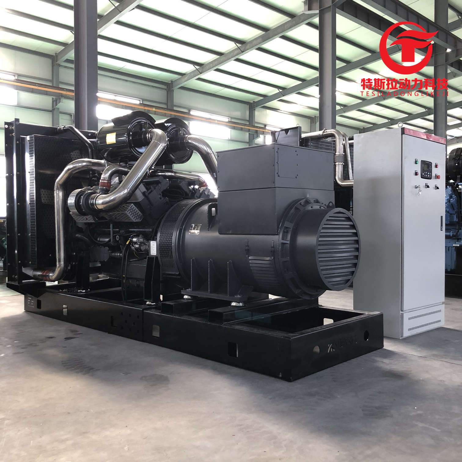 700KW全自动柴油发电机组